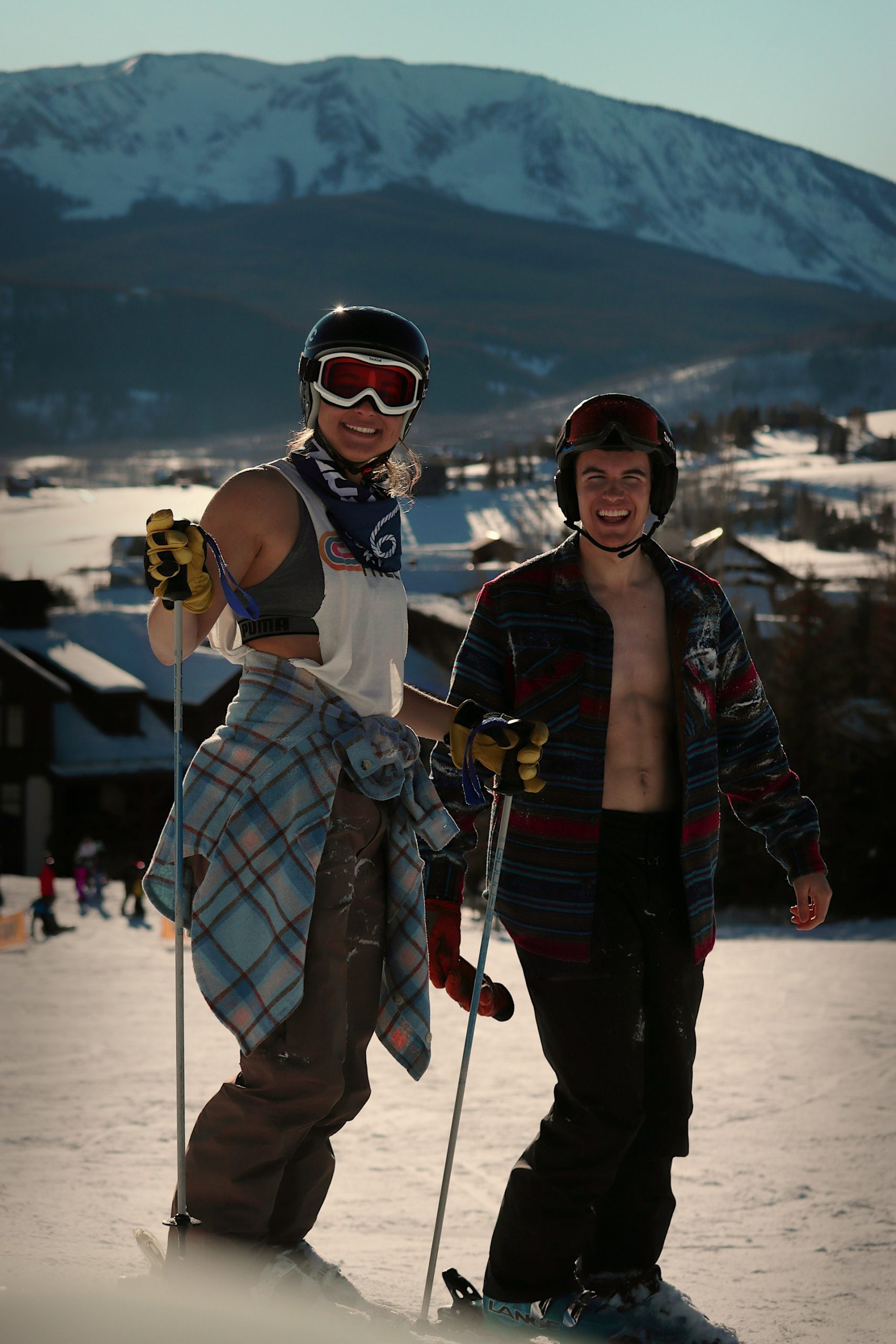 Skiing_Friends Skiing_Friends